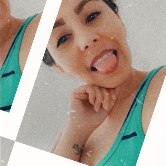 Meet your Posher, Raejean - Picture 1 of 1